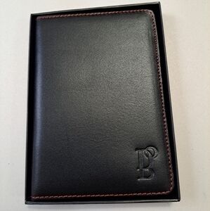 NÌB Bolzano Women's Vegan Leather Bifold